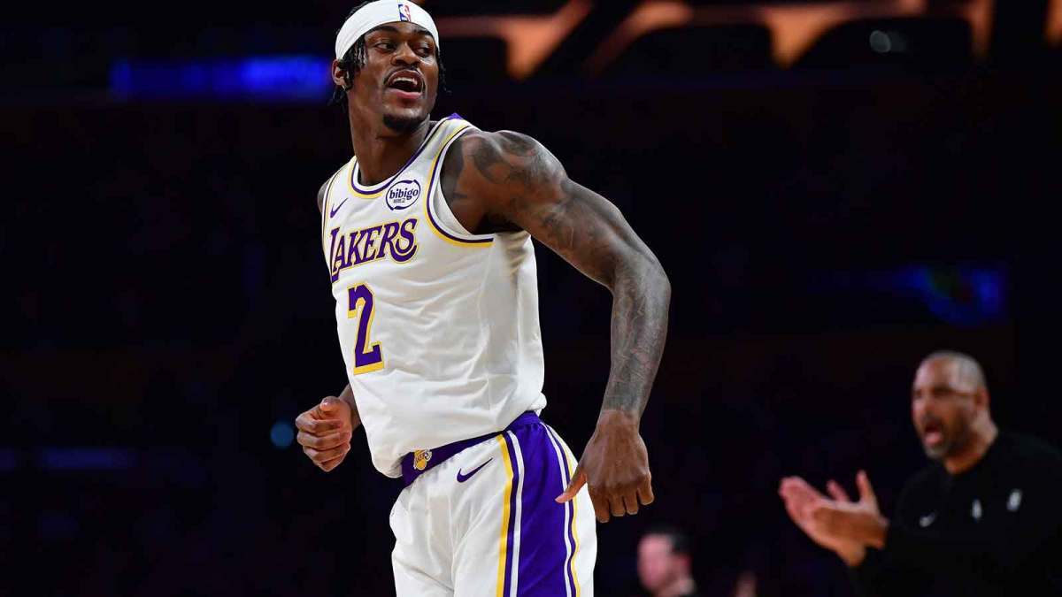 开云-湖人球迷感谢范德比尔特在打勇士时，化解东契奇和主帅的紧张气氛